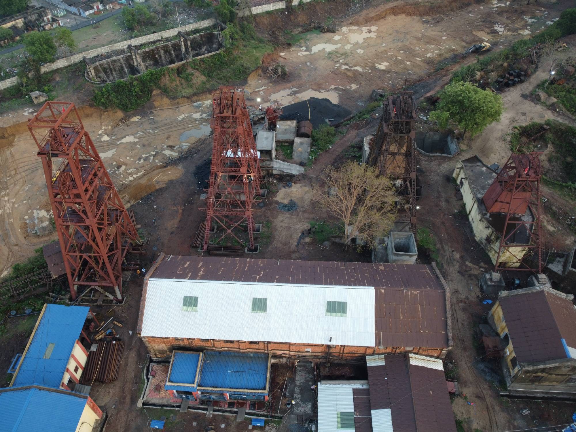 The historic Amlabad pit headframes, Eastern Jharia Area, Bokaro, Jharkhand